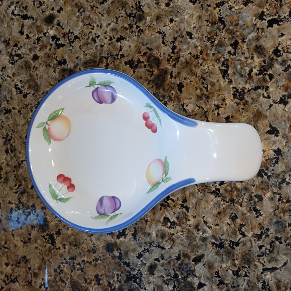 Vintage Pfaltzgraff Hopscotch Fruit Spoon Rest Glossy Ceramic Blue White Tidbit - Picture 4 of 4